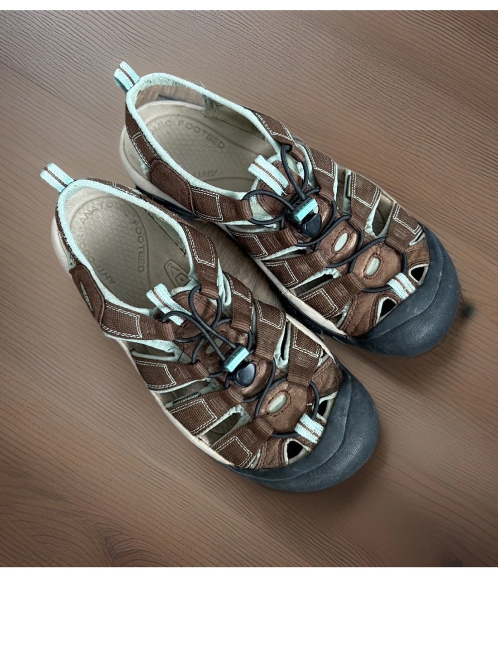 Keen Women's Newport H2 Brown Waterproof Sports Hiking Trail Sandals Size 9.5